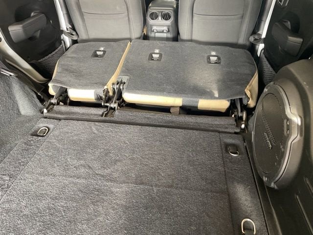 2022 Jeep Wrangler Unlimited Willys