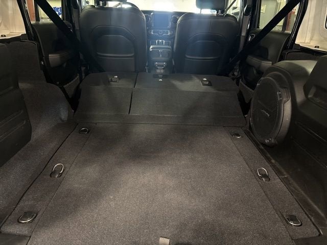 2021 Jeep Wrangler Unlimited Sahara High Altitude