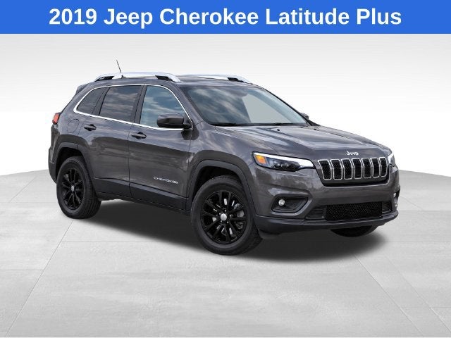 Used 2019 Jeep Cherokee Latitude Plus with VIN 1C4PJMLB9KD101291 for sale in McCordsville, IN