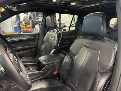 2022 Jeep Grand Cherokee Overland