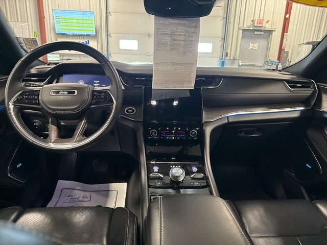 2022 Jeep Grand Cherokee Overland