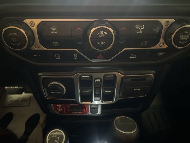 2022 Jeep Gladiator Mojave