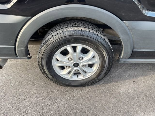 2024 Ford Transit Passenger Wagon XL