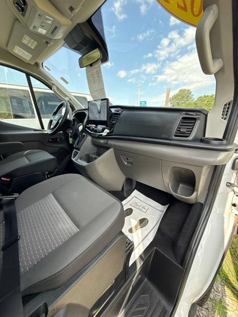 2024 Ford Transit Passenger Wagon XL