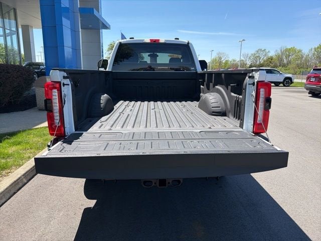 2025 Ford Super Duty F-350 SRW XL
