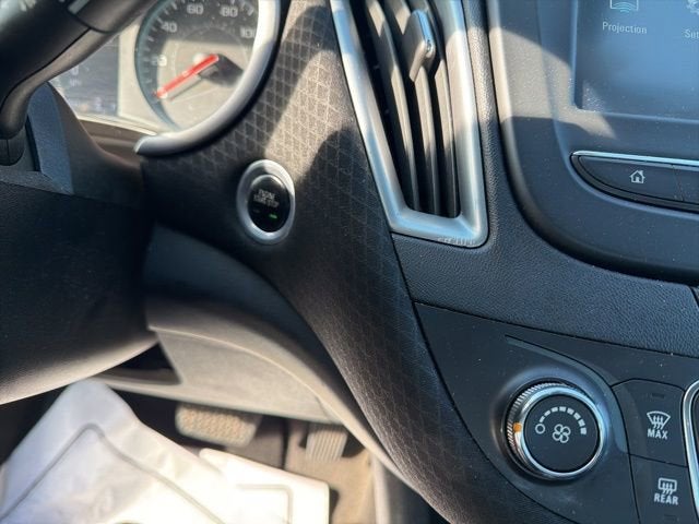 2018 Chevrolet Malibu LS