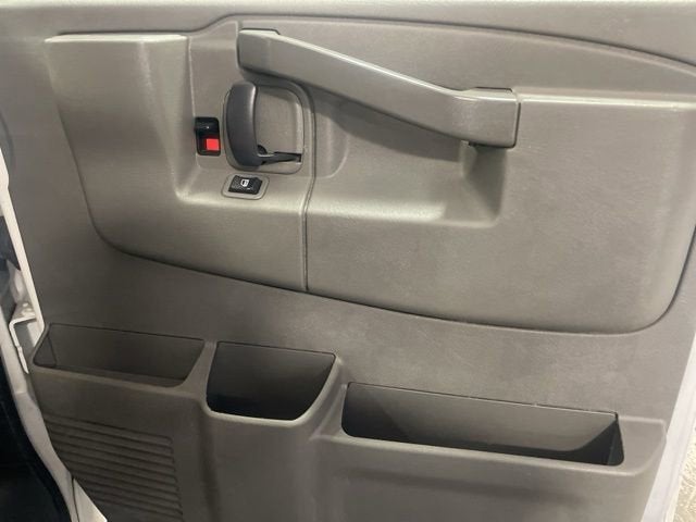 2020 Chevrolet Express Passenger 3500 LT