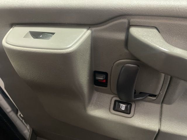 2020 Chevrolet Express Passenger 3500 LT