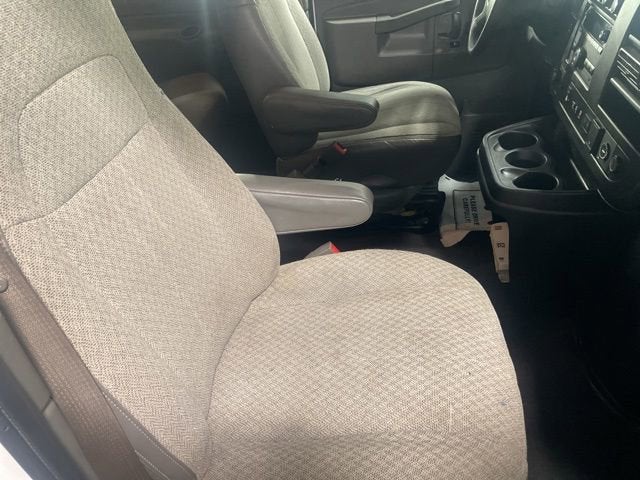 2020 Chevrolet Express Passenger 3500 LT