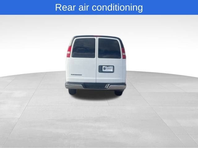 2020 Chevrolet Express Passenger 3500 LT