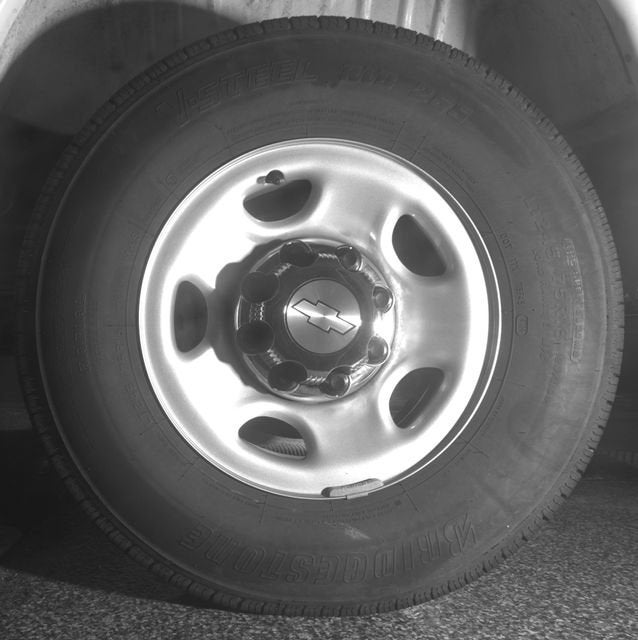2025 Chevrolet Express Passenger 1LT