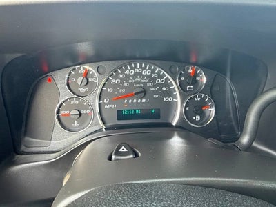 2025 Chevrolet Express Passenger 1LT