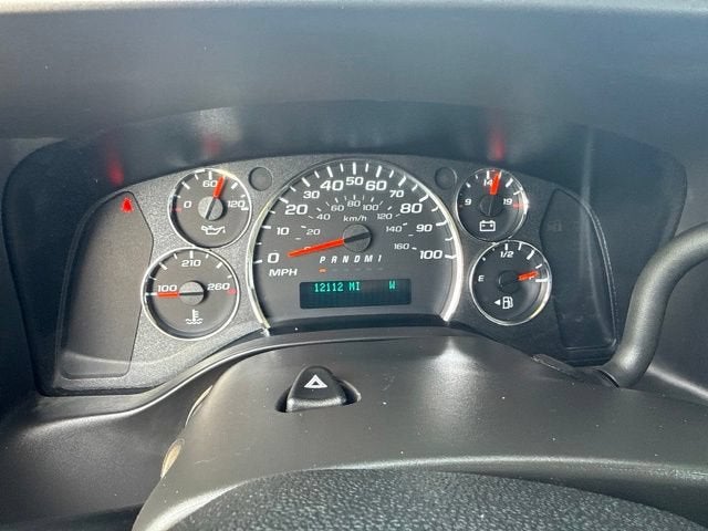 2025 Chevrolet Express Passenger 1LT