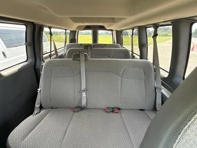 2025 Chevrolet Express Passenger 1LT
