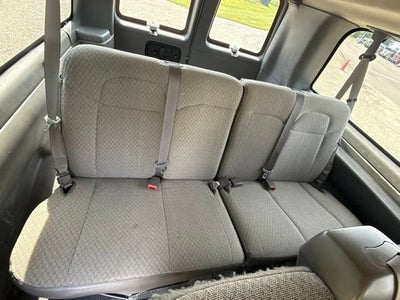 2025 Chevrolet Express Passenger 1LT