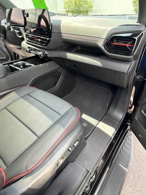 2025 Chevrolet Silverado EV RST - Max Range