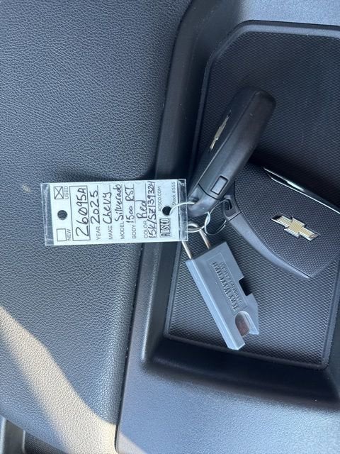 2025 Chevrolet Silverado 1500 RST