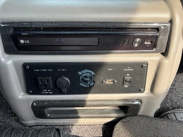 2023 Chevrolet Express Cargo 2500 1WT