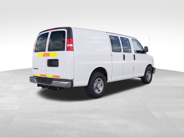 2014 Chevrolet Express Cargo 2500 2500 RWD 135"