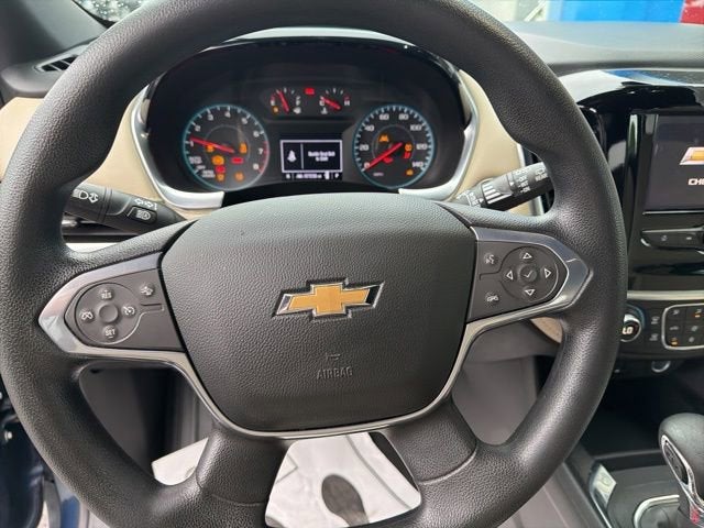 2022 Chevrolet Traverse LS