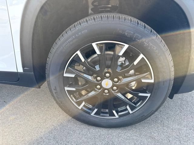 2026 Chevrolet Traverse LT - Photo 12