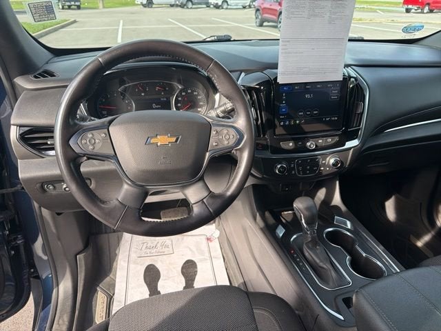 2022 Chevrolet Traverse LT Cloth