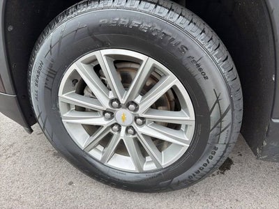 2022 Chevrolet Traverse LT Cloth