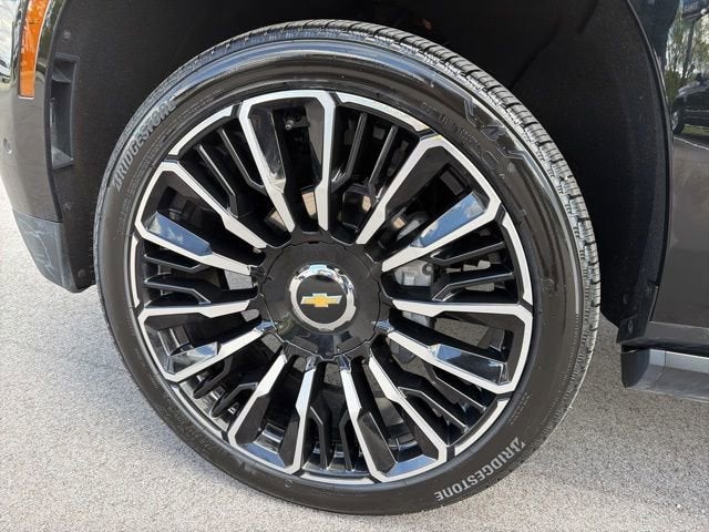 2025 Chevrolet Suburban High Country