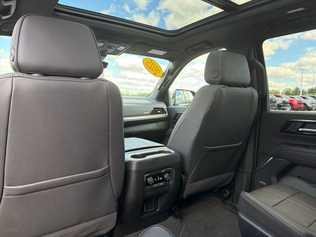 2025 Chevrolet Suburban High Country