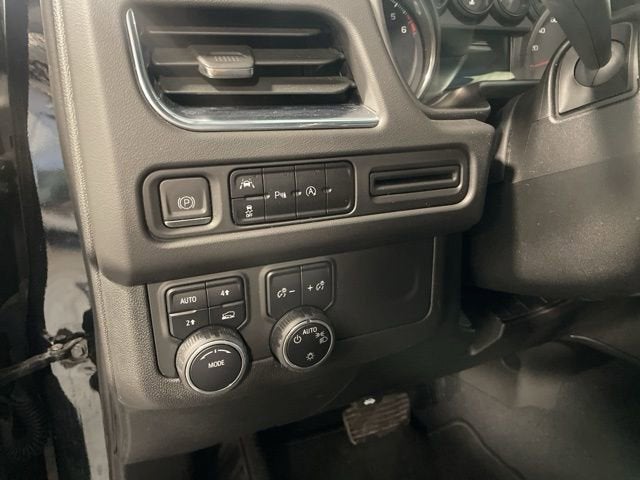 2023 Chevrolet Suburban LS