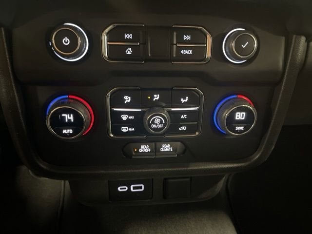 2023 Chevrolet Suburban LS