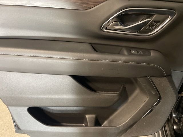 2023 Chevrolet Suburban LS