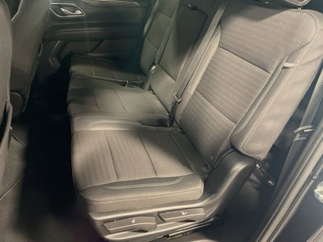 2023 Chevrolet Suburban LS