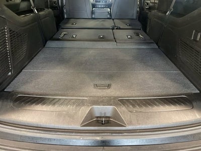 2023 Chevrolet Suburban LS