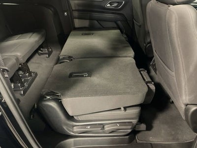 2023 Chevrolet Suburban LS