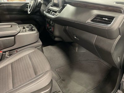 2023 Chevrolet Suburban LS