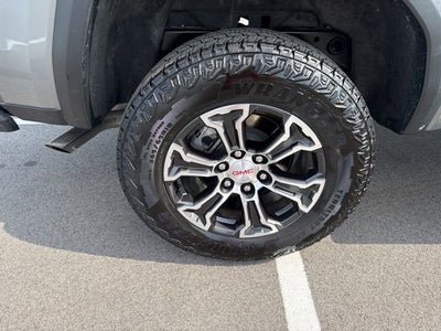2025 GMC Canyon AT4