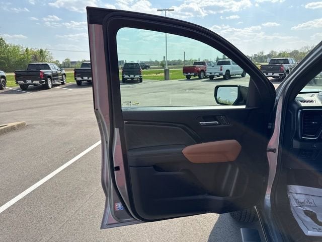 2025 GMC Canyon AT4