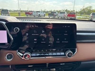 2025 GMC Canyon AT4