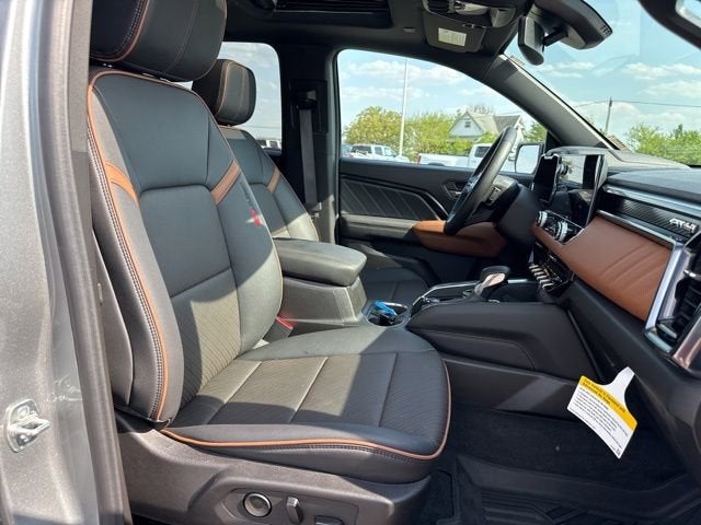 2025 GMC Canyon AT4