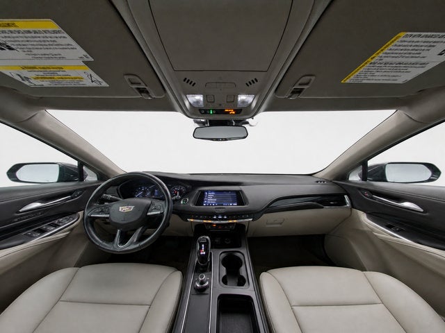 2023 Cadillac XT4 AWD Premium Luxury