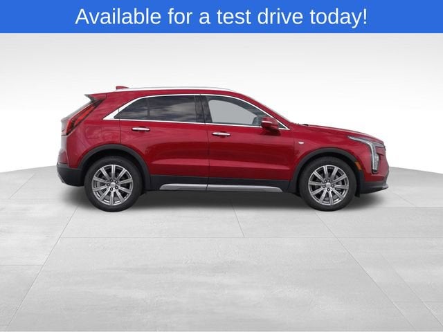 2023 Cadillac XT4 AWD Premium Luxury