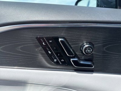 2024 Cadillac LYRIQ Luxury 2