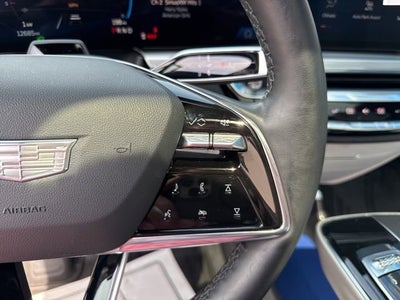 2024 Cadillac LYRIQ Luxury 2