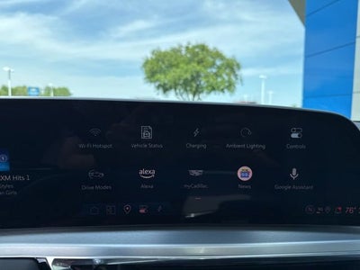 2024 Cadillac LYRIQ Luxury 2