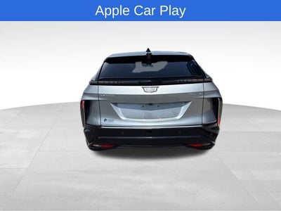 2024 Cadillac LYRIQ Luxury 2