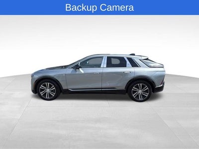 2024 Cadillac LYRIQ Luxury 2