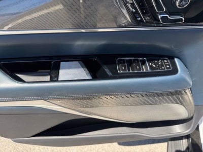 2025 Cadillac ESCALADE IQ Luxury 2