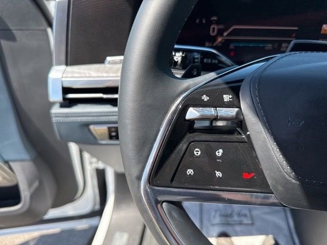 2025 Cadillac ESCALADE IQ Luxury 2