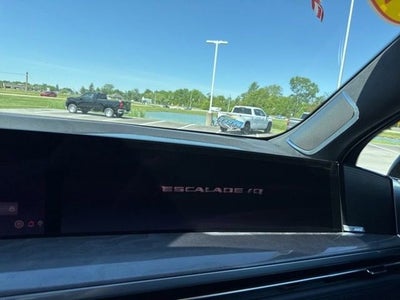 2025 Cadillac ESCALADE IQ Luxury 2